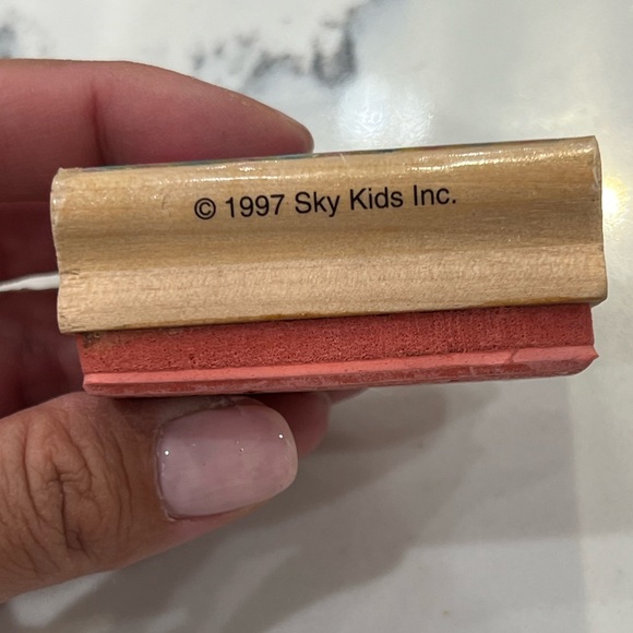 RUBBER STAMPS LOT OF 5: Vintage Rubber Stamps from Sky Kids Inc. from 1997 & ‘98 - Picture 5 of 11